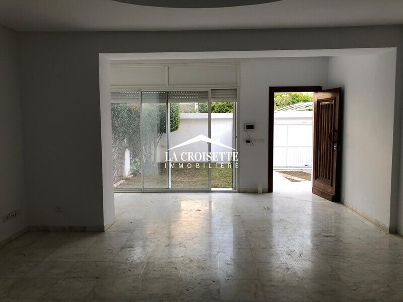 Rez-de-chaussée S+3 avec Jardin à La Marsa